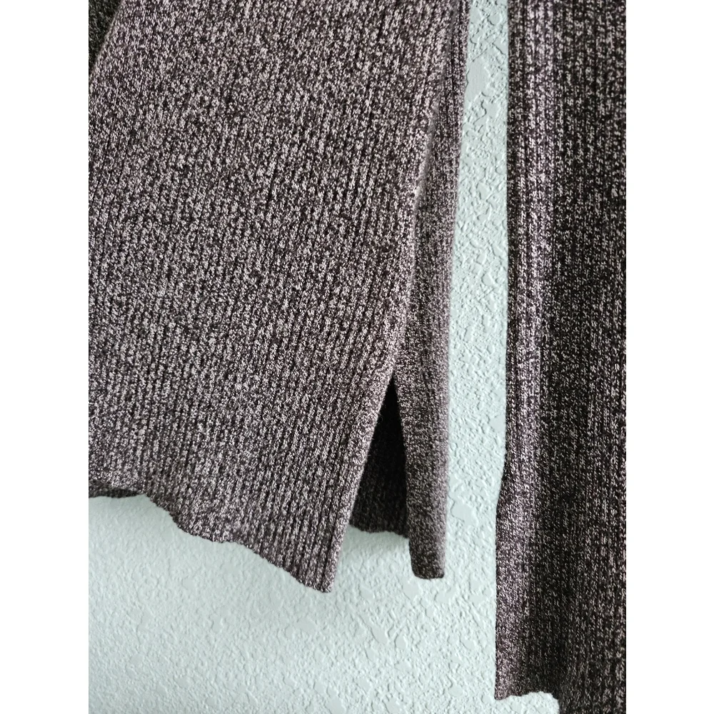 H&M | Ribbed Knit Split Cuff Sweater - Picture 5 of 10